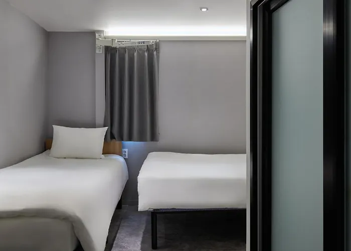 Half Rest Jongno Insa Auberge de jeunesse *